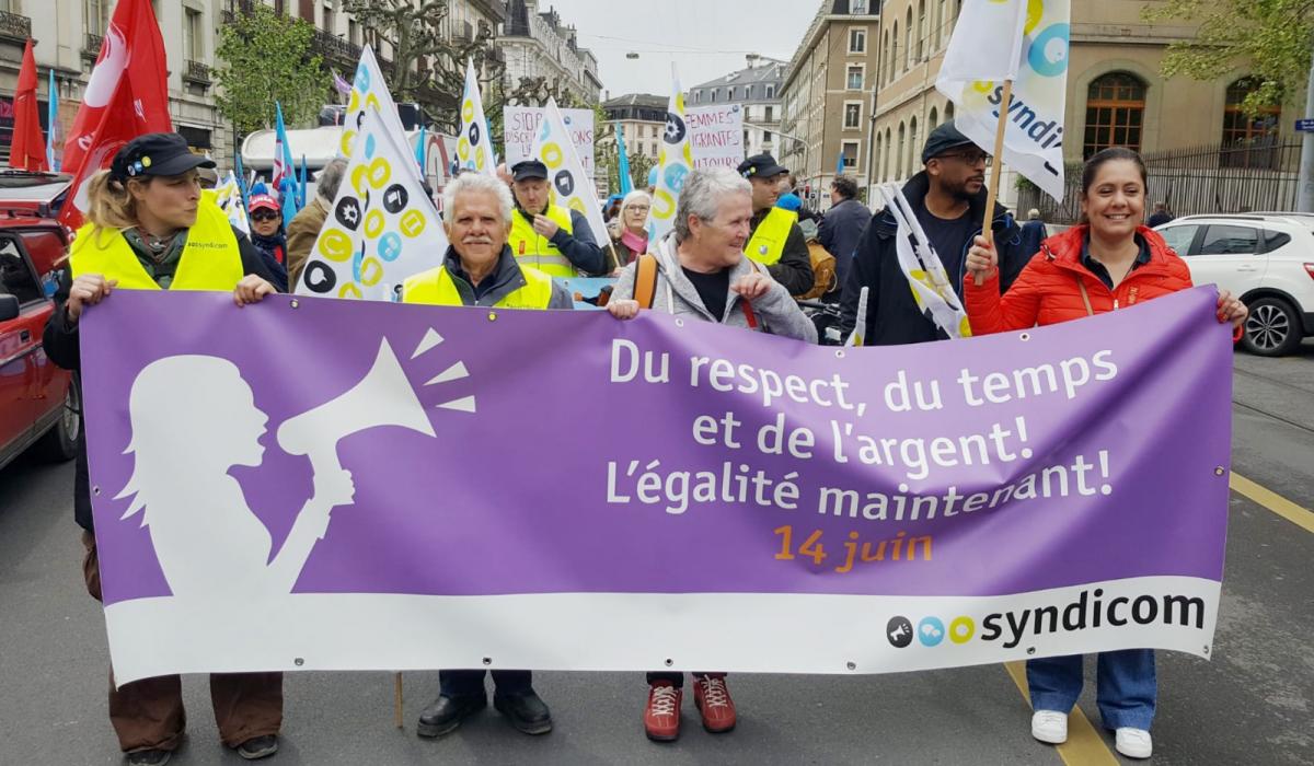 Representantes de Syndicom se han sumado a la huelga feminista en Suiza. / Syndicom